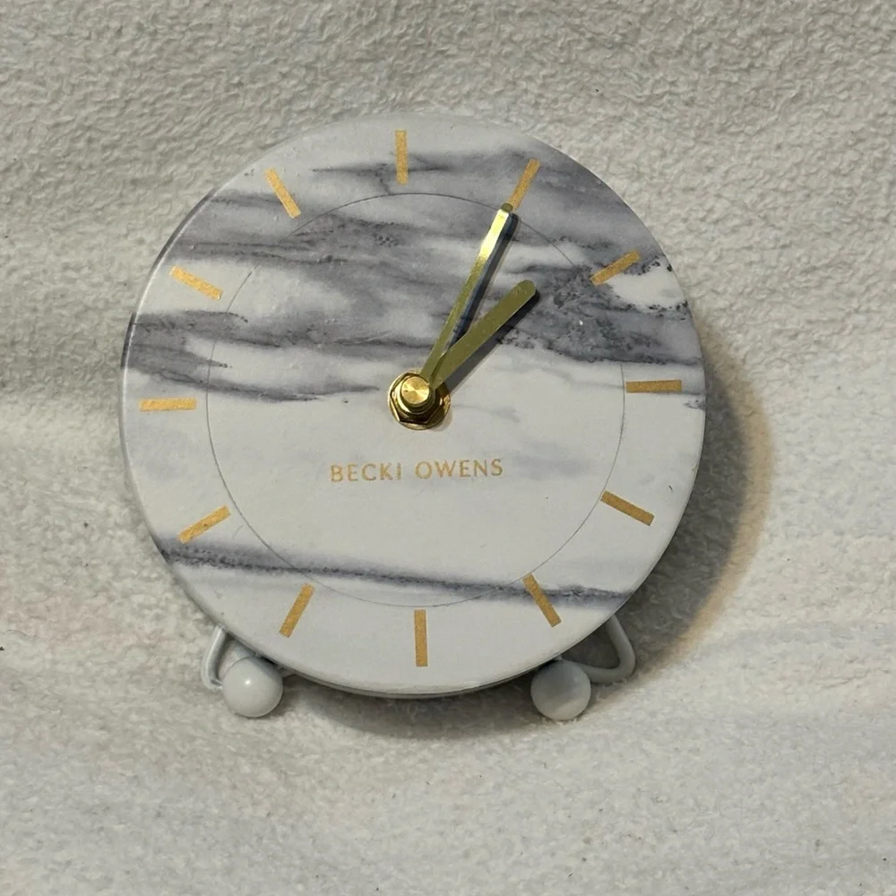 Marble Table Clock in White and Gold